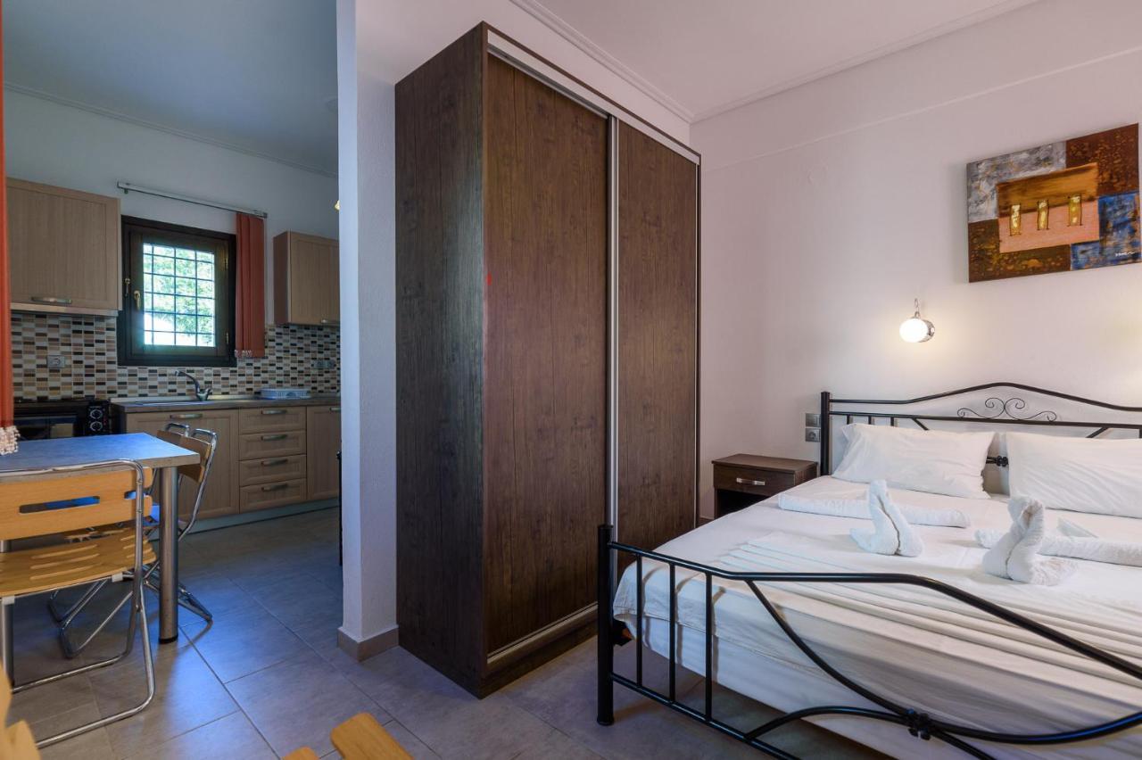 Aurora Apartment Platanias  Ngoại thất bức ảnh